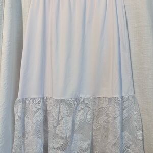 Elegant White Lace Trim Half Slip